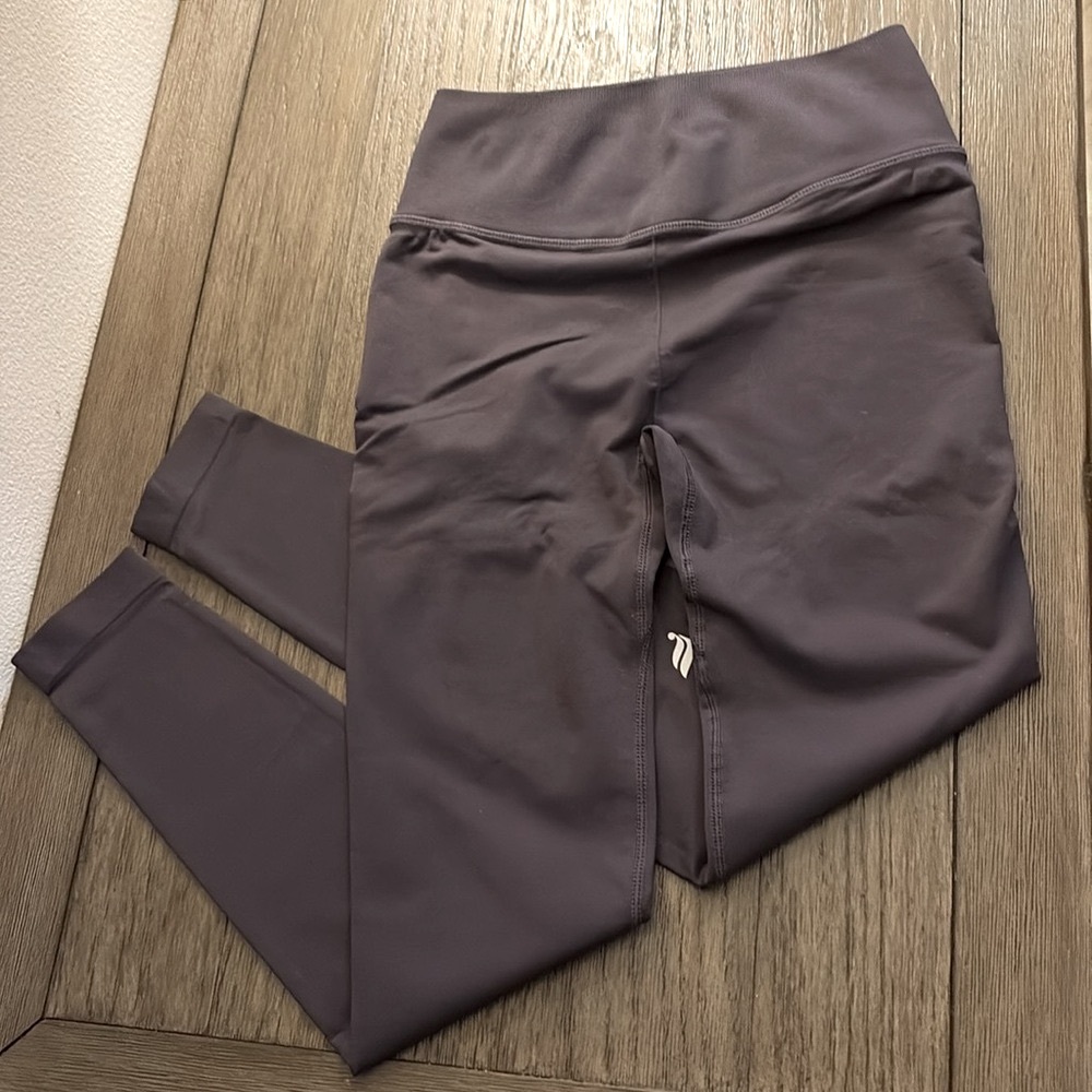 NWT [Fabletics] High-Rise Stretch Athletic Tights Leggings Women’s Sz Small - Picture 3 of 10